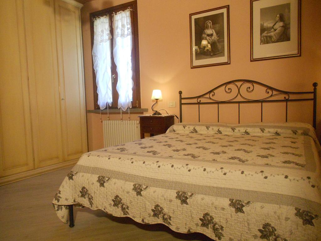 I Due Frassini Apartman Montespertoli Kültér fotó