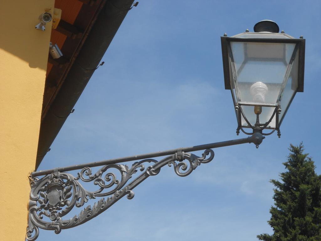 I Due Frassini Apartman Montespertoli Kültér fotó